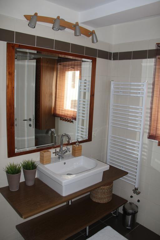Queen Zita Apt 130 M2 Near Chain Bridge Budapest Bagian luar foto